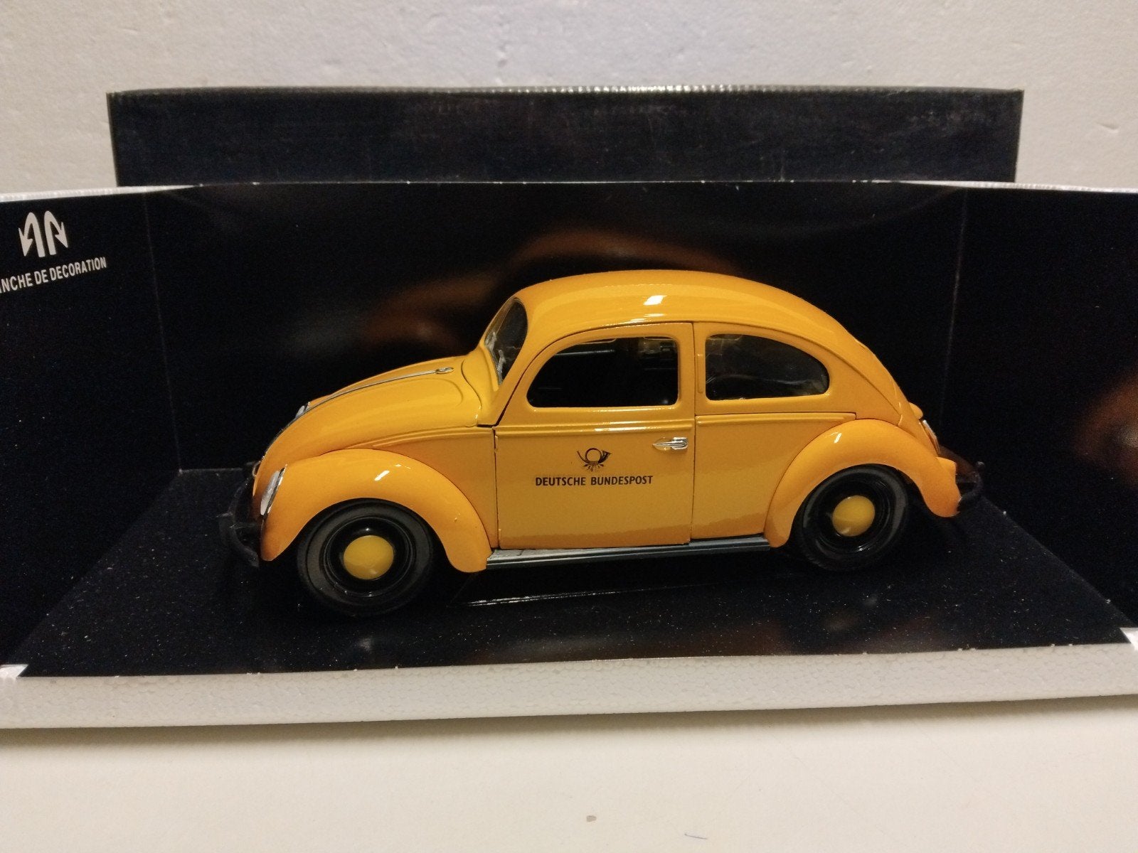Volkswagen Kever Deutsche Post geel Solido 1:17 KRD, Hobby en Vrije tijd, Ophalen of Verzenden, Zo goed als nieuw, Auto, Solido