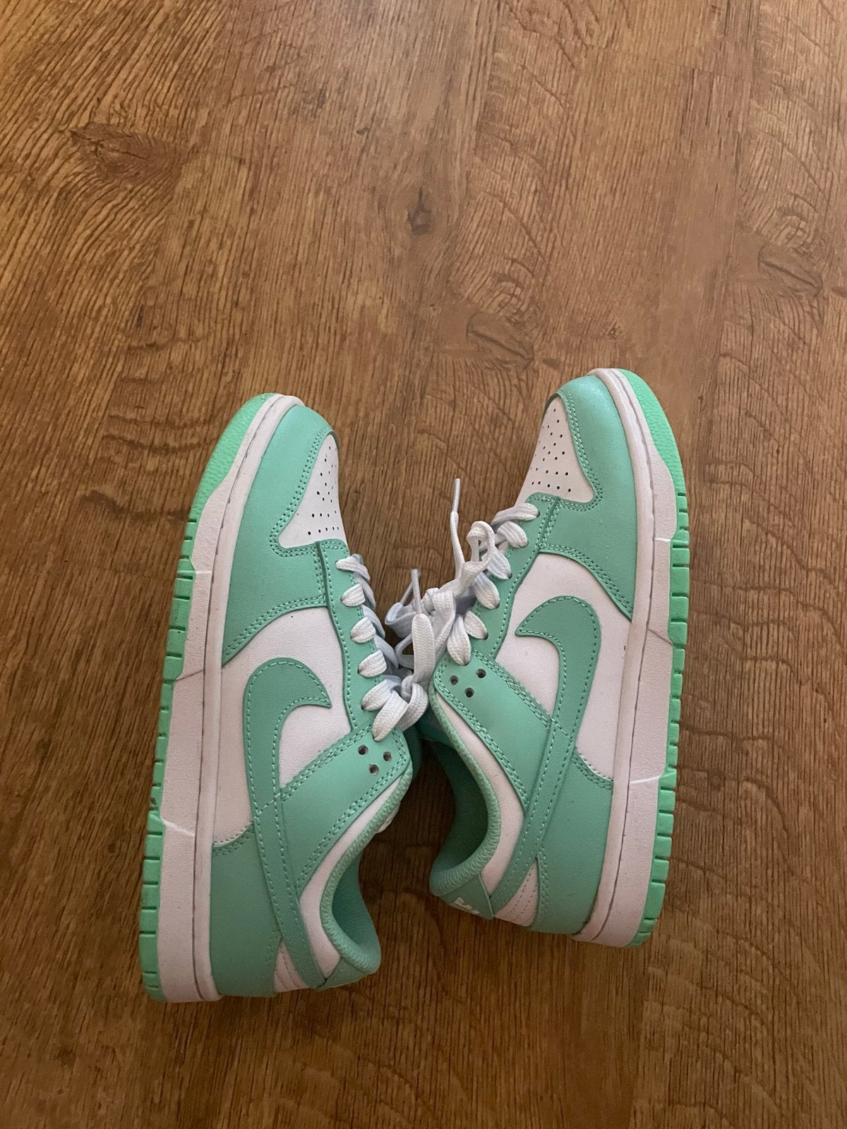Nike Dunk Low Mint Foam - Zo goed als nieuw, Ophalen of Verzenden, Zo goed als nieuw, Groen, Sneakers of Gympen