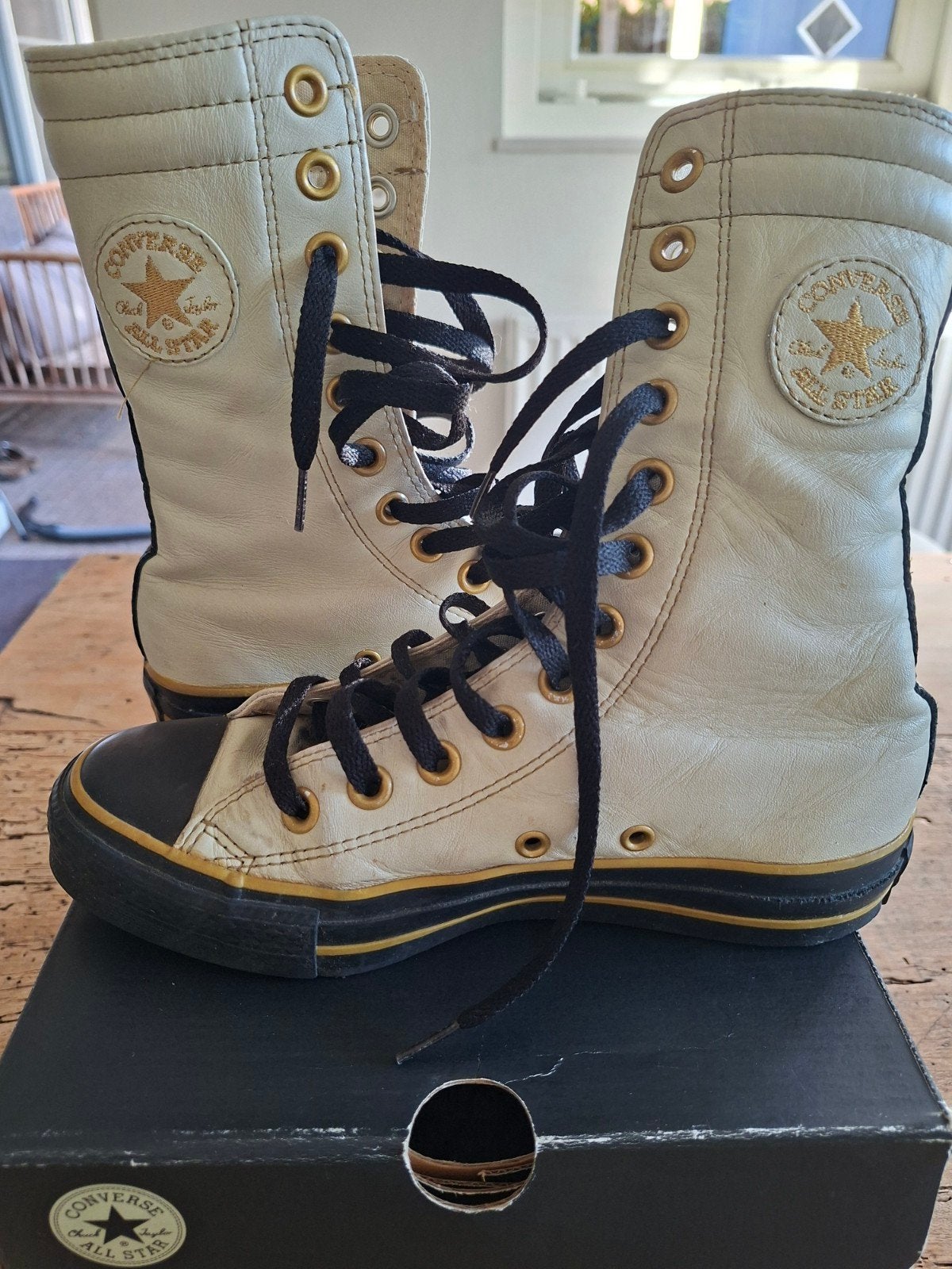 Converse Chuck Taylor All Star Knee Hi - Crème Leer, Overige kleuren, Converse, Ophalen of Verzenden, Sneakers of Gympen