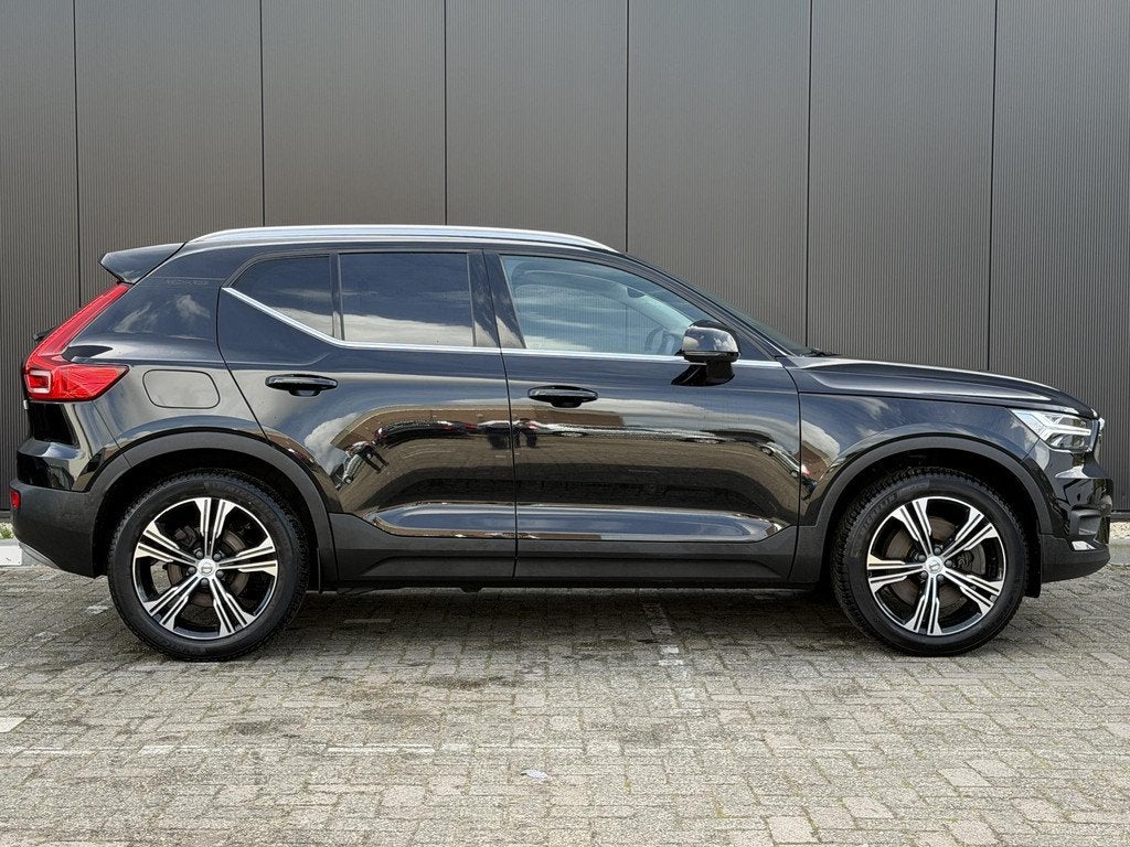 Volvo XC40 1.5 T4 Recharge Inscription leer/ intellisafe/ 36, Auto's, Volvo, Met garantie (alle), Zwart, Hybride Elektrisch/Benzine