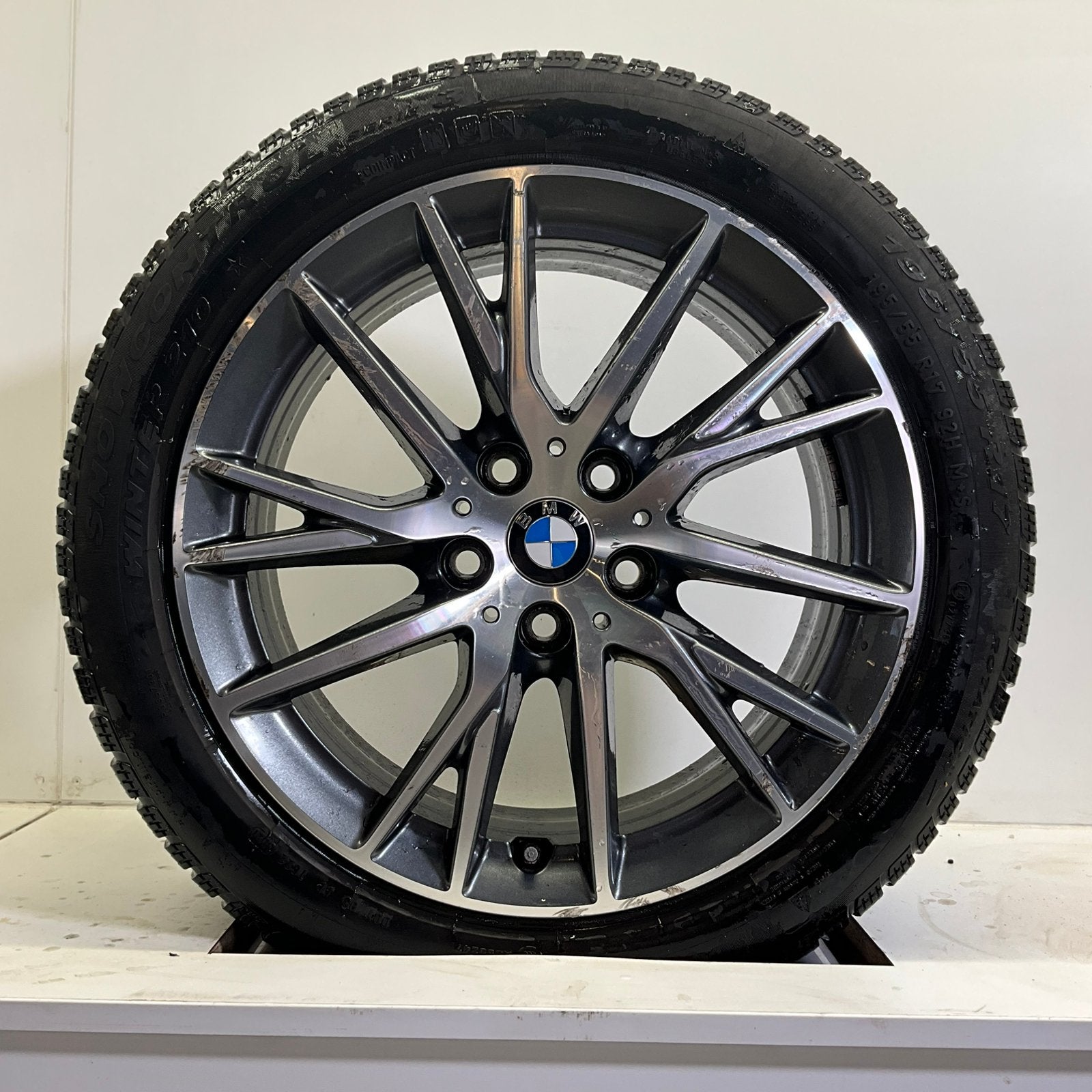 BMW 1 2 SERIE F40 F41 F44 F45 F46 SET WINTERBANDEN 17’’ 489, Auto-onderdelen, Banden en Velgen, Ophalen, Gebruikt, Banden en Velgen