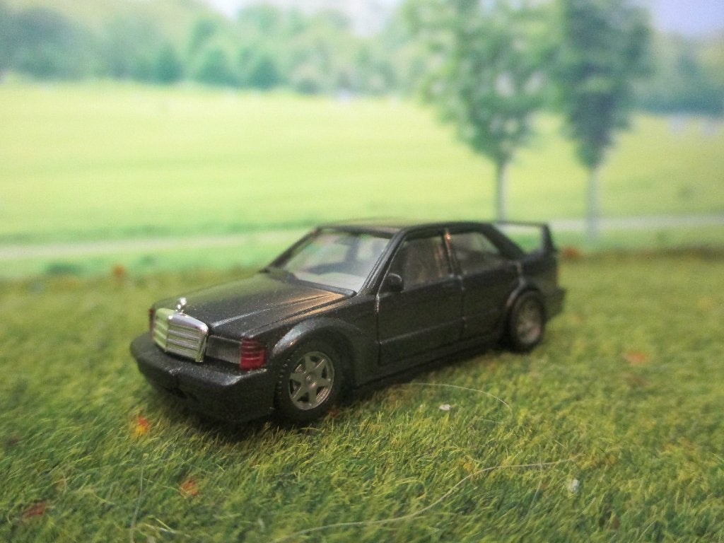 Mercedes Benz W201 190 AMG 2.5-16 EVO 2 Herpa zwartmetallic, Hobby en Vrije tijd, Modelauto's | 1:87, Ophalen of Verzenden, Zo goed als nieuw