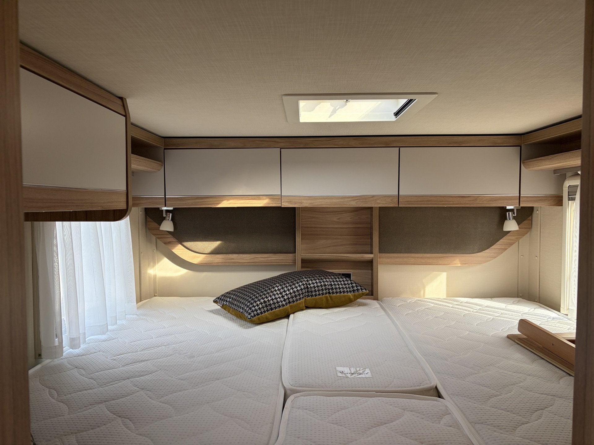Hymer MLT 580 4X4 Levelsysteem Delta Velgen Airco (bj 2023), Caravans en Kamperen, Automaat, 7 tot 8 meter, Diesel, Hymer