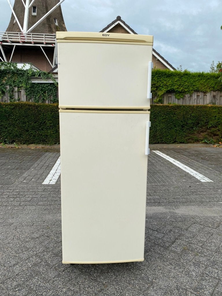 Camping koelkast - werkend - ideaal voor camping, Witgoed en Apparatuur, Koelkasten en IJskasten, Ophalen, Gebruikt, 200 liter of meer