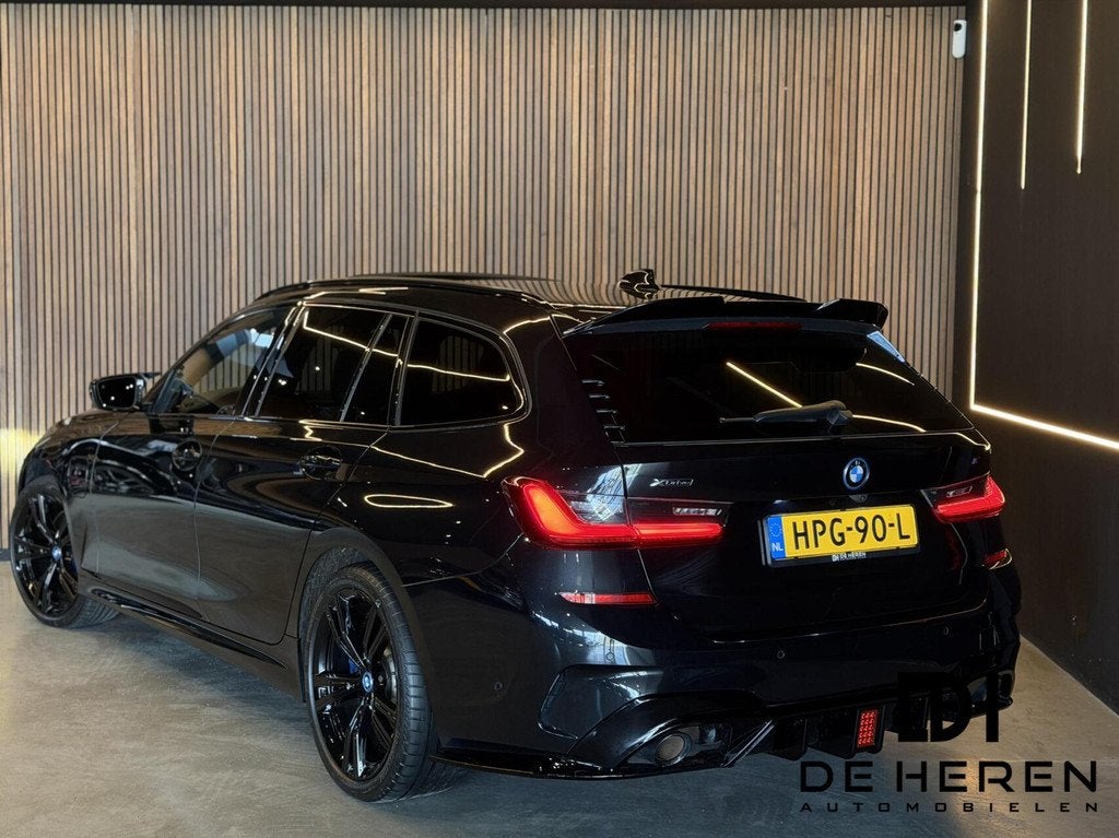 BMW 3-serie 330e xDrive HUD Pano 360* Laser M-sport MAXTON, Auto's, 1998 cc, Gebruikt, Zwart, 4 cilinders