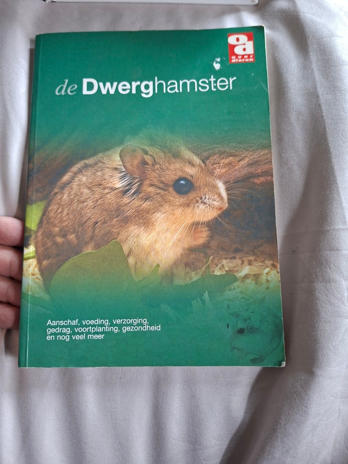 Boek: De Dwerghamster - Alles over aanschaf en verzorging, Boeken, Ophalen of Verzenden, Gelezen, Konijnen of Knaagdieren