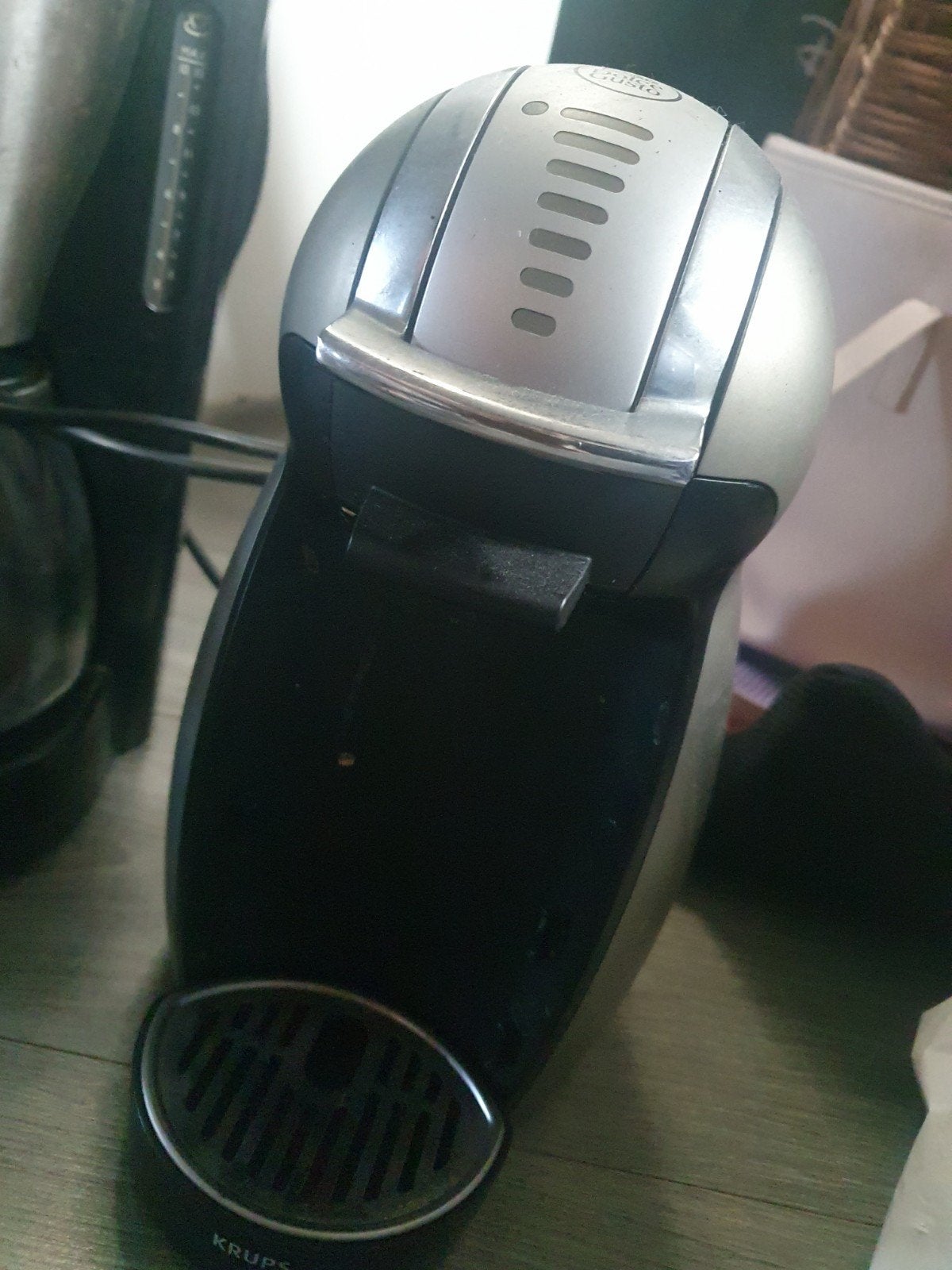 Nescafé Dolce Gusto Krups koffiezetapparaat, Koffiepads en cups, Gebruikt, Koffiemachine, Ophalen of Verzenden