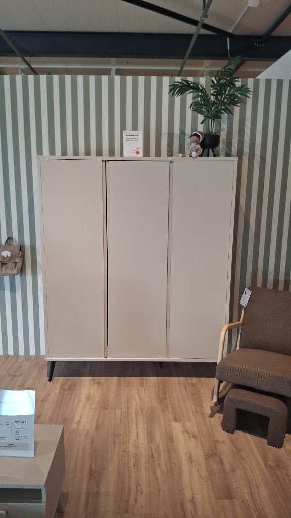 Europe Baby Sterre 3-Deurs Linnenkast, Ophalen, Kast, 50 tot 70 cm, 105 cm of meer