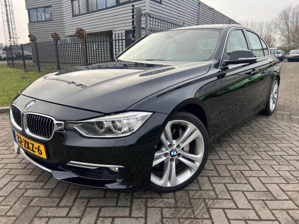 BMW 3-Serie 3.0 I 335i 2012 Automaat Leer Camera Head-up Ful, Automaat, Achterwielaandrijving, Beige, Zwart