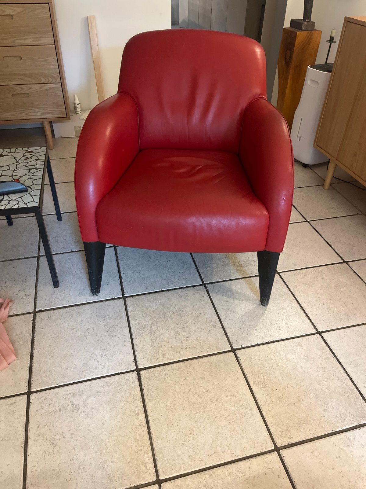 Rode leren fauteuil - Comfortabel en stijlvol, Ophalen, Gebruikt, Leer, 75 tot 100 cm