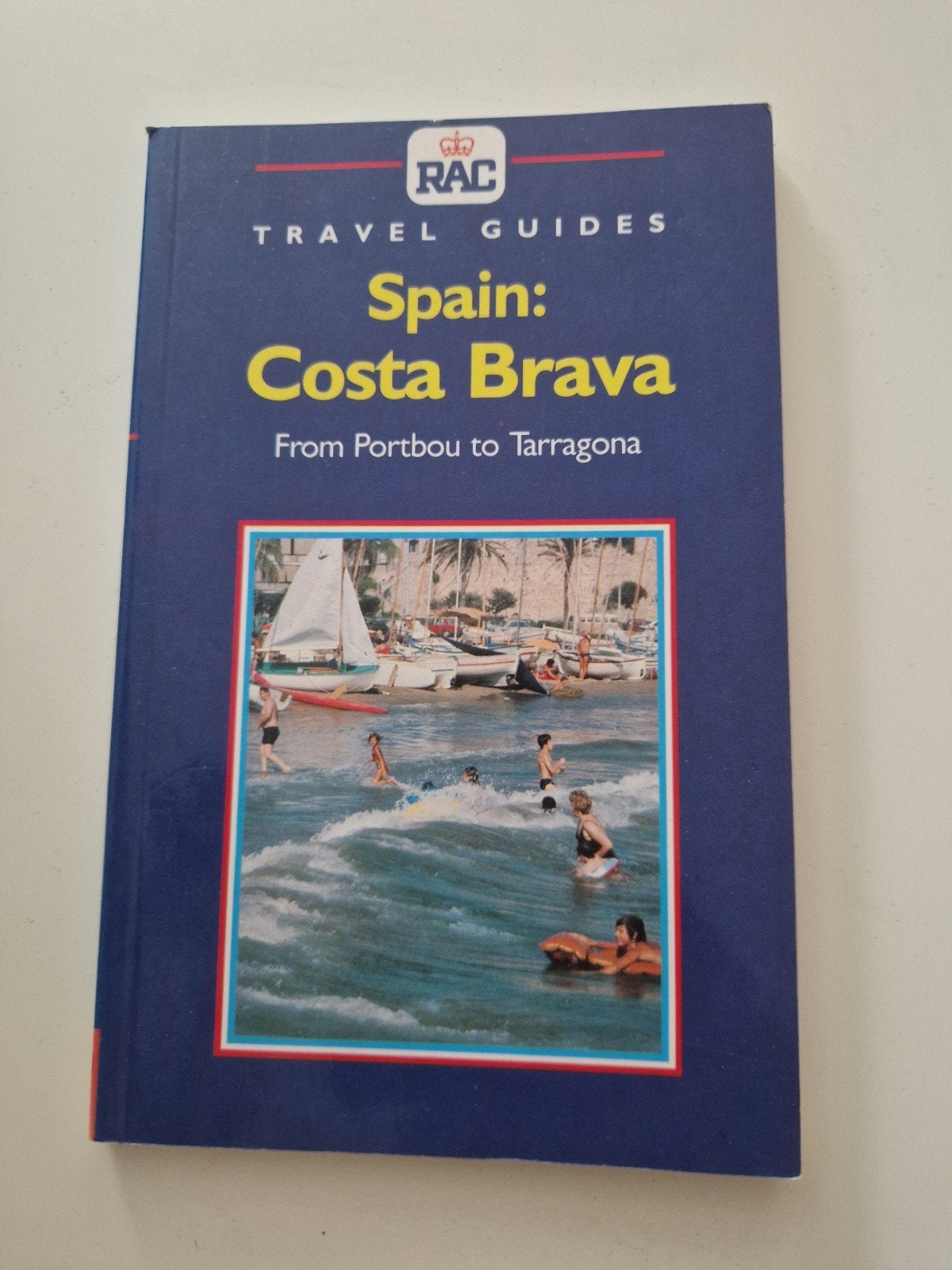 RAC Travel Guides: Spain: Costa Brava Reisgids, Europa, Ophalen of Verzenden, Reisgids of -boek, Onbekend