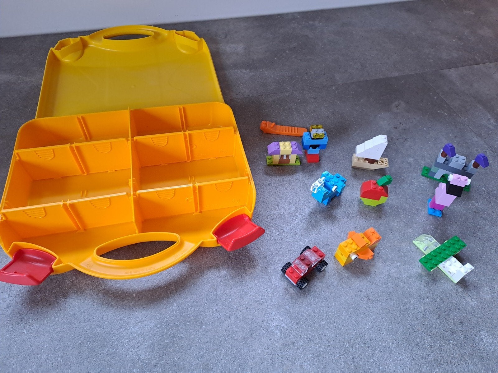 Lego Creatieve koffer,Lego koffer,Legoset 10713,Lego stenen, Gebruikt, Lego, Ophalen of Verzenden, Complete set