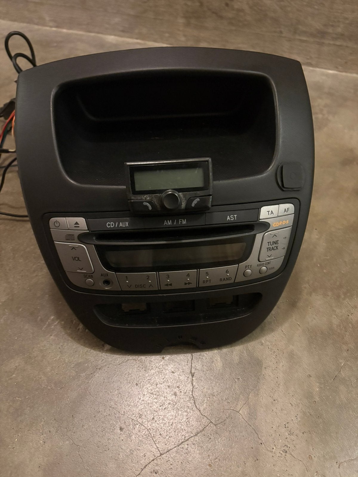 Originele radio Toyota Aygo / Citroën C1 / Peugeot 107., Auto diversen, Ophalen of Verzenden, Zo goed als nieuw