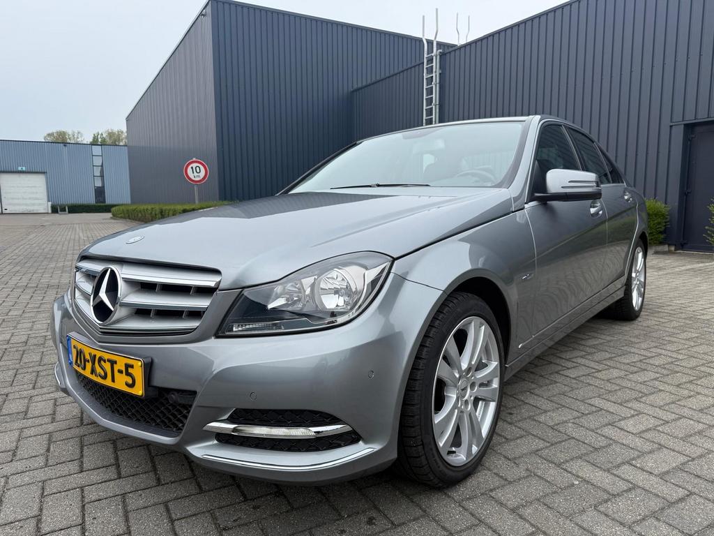 Mercedes-Benz C-Klasse C180 BE Aut7 2011 Grijs, Auto's, Automaat, 745 kg, 1800 kg, 1796 cc