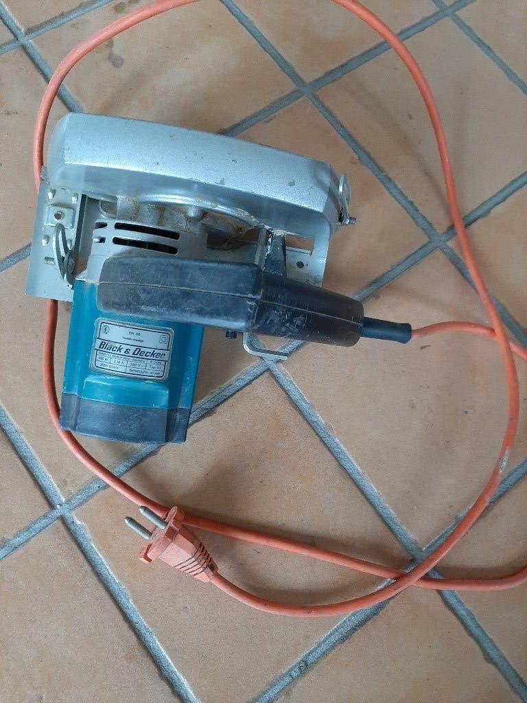 Black & Decker handcirkelzaag DN 56 type D1, Doe-het-zelf en Verbouw, Gebruikt, Cirkelzaag, Ophalen of Verzenden, Black & Decker