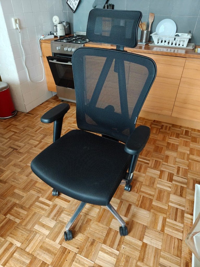 Mfavour ergonomic office chair, Ophalen, Zwart, Zo goed als nieuw, Bureaustoel