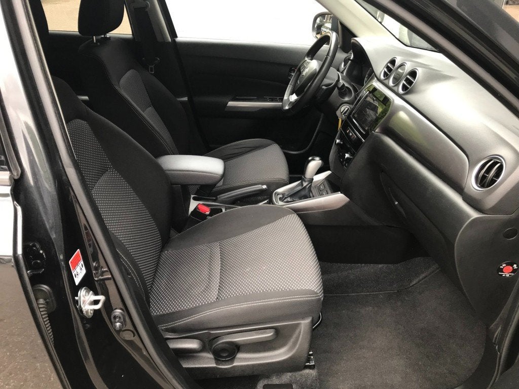 Foto 6 van Suzuki Vitara 1.0 Boosterjet *Automaat/navigatie/camera*