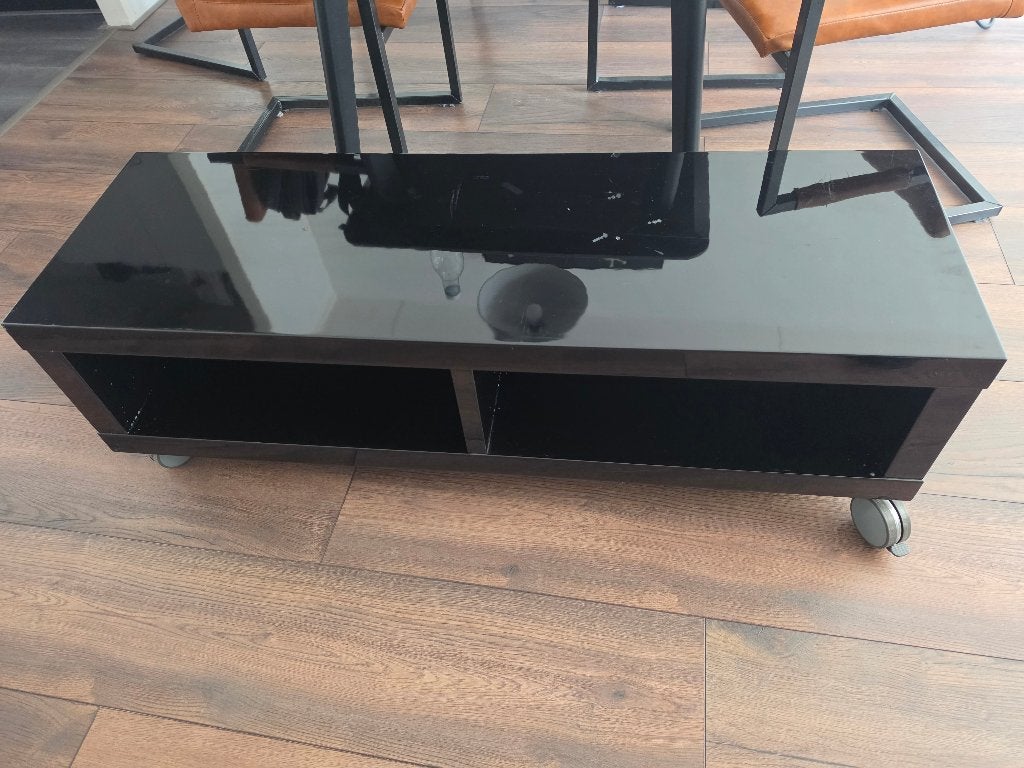 Glad Zwart TV-meubel op wieltjes, Ophalen, Overige materialen, Gebruikt, 100 tot 150 cm