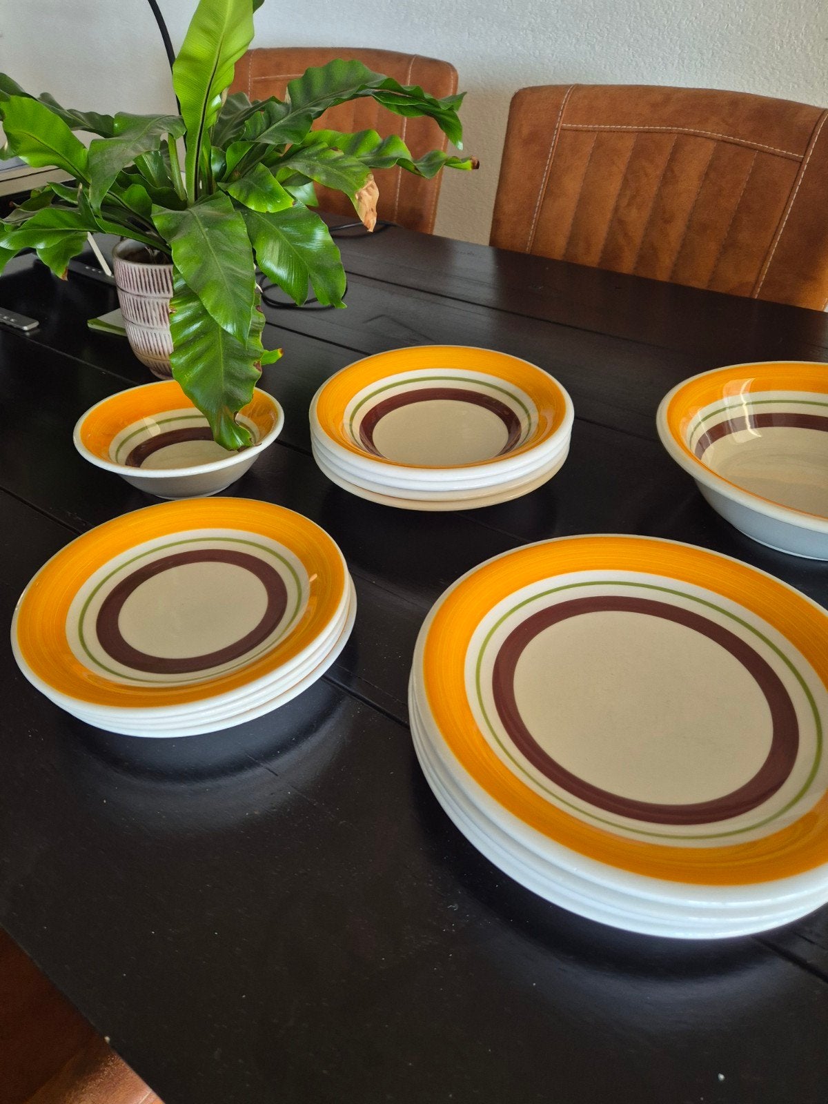 Vintage Servies Set - Borden en Kommen - Terrana Otricoli, Ophalen of Verzenden, Overige stijlen, Bord(en)