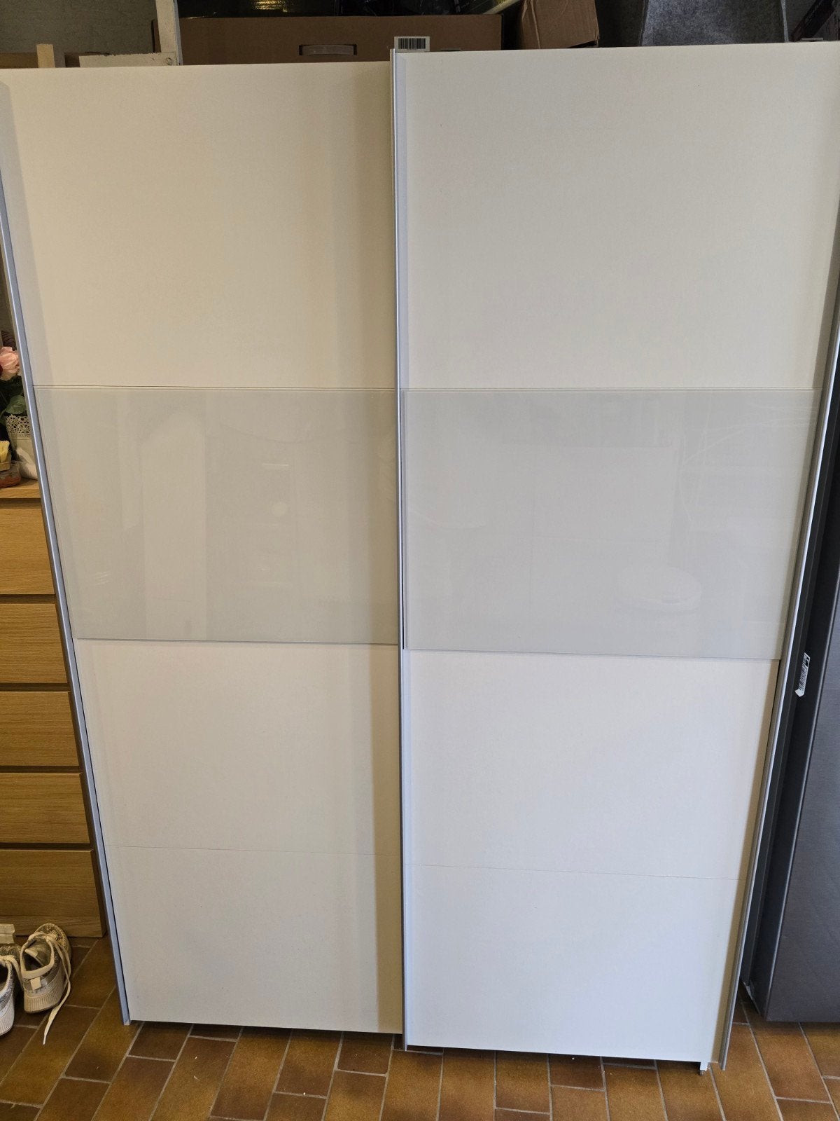 Witte kledingkast met schuifdeuren, Ophalen, Overige materialen, Met deur(en), Gebruikt