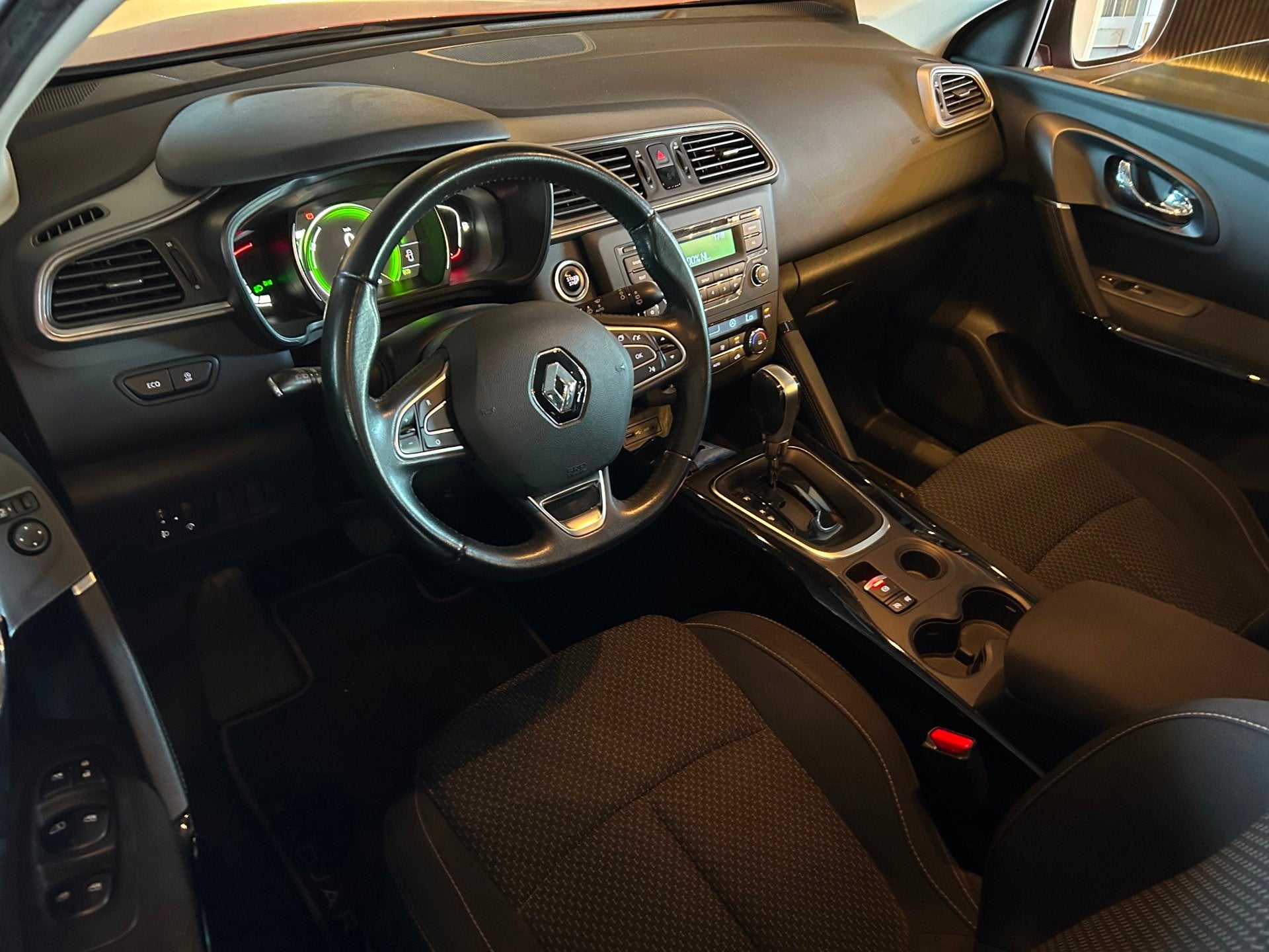 Renault Kadjar 1.2 TCe Zen|AUTOMAAT|1E EIG|NAP|PARK SENS|TRE, Kadjar, Gebruikt, 4 cilinders, Origineel Nederlands