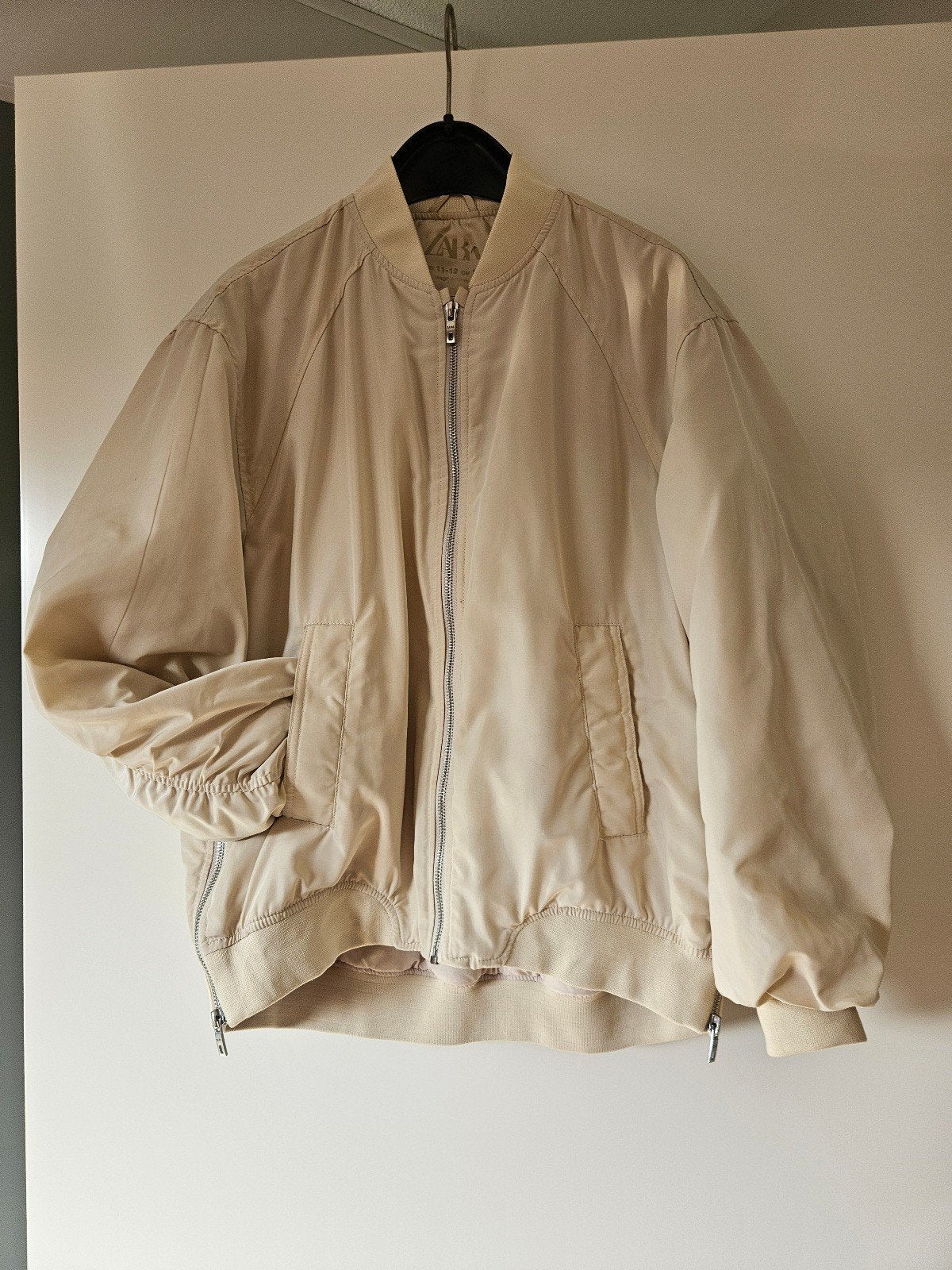 Zara Bomberjack, beige - mt 152, Kinderen en Baby's, Kinderkleding | Maat 152, Gebruikt, Meisje, Ophalen of Verzenden, Zara