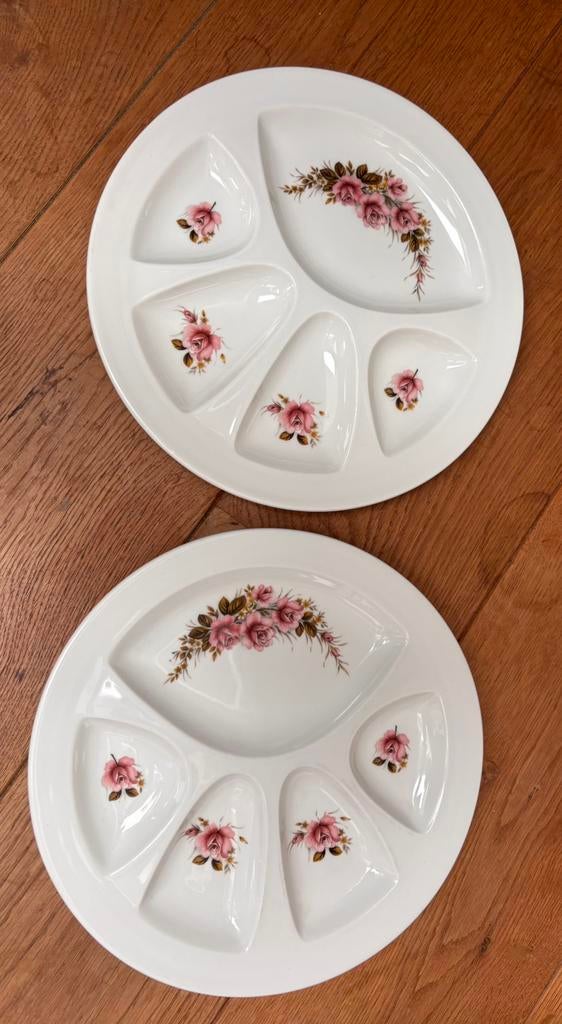 2 mooie porseleinen gourmet borden, Gebruikt, Ophalen of Verzenden, Bord(en), Overige stijlen