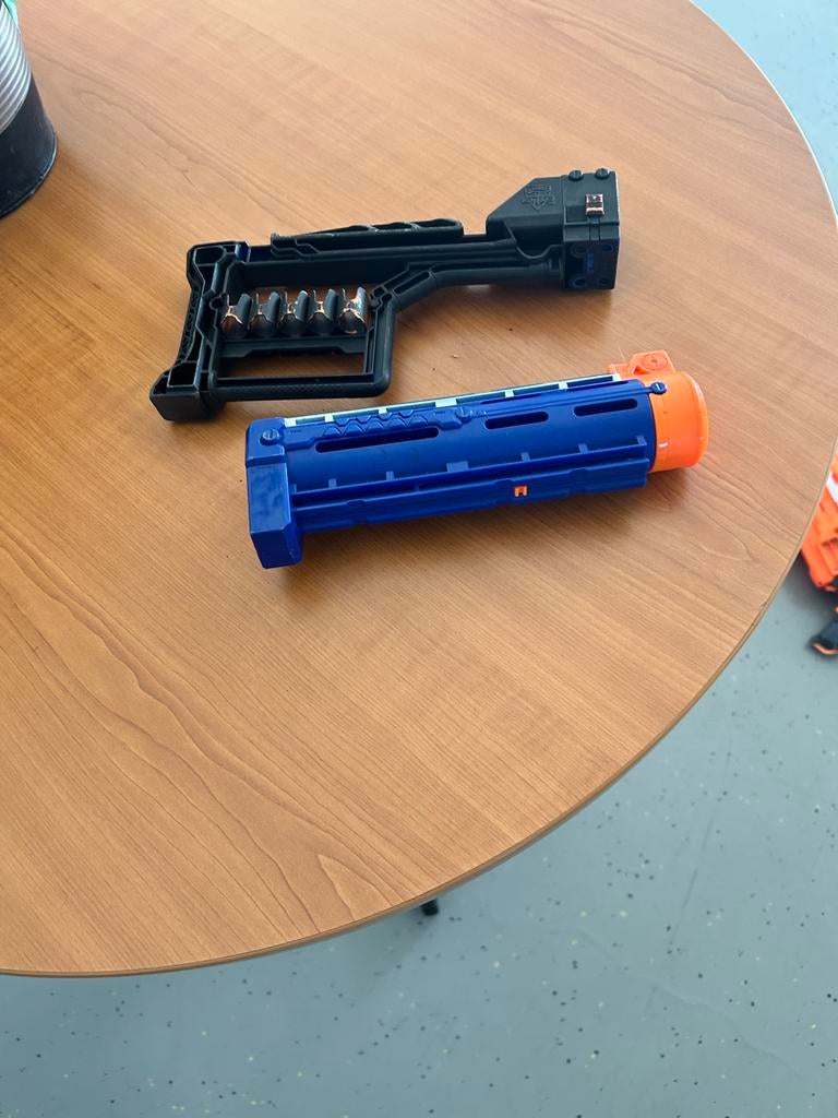 Nerf onderdelen - kogel houder  en loop, Ophalen of Verzenden, Gebruikt, Jongen of Meisje