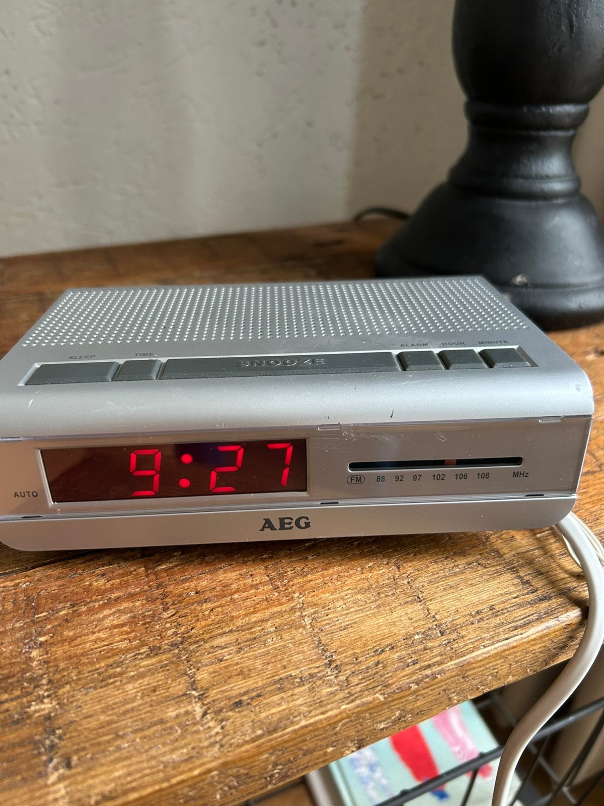 Oude AEG wekkerradio, Ophalen of Verzenden, Zo goed als nieuw