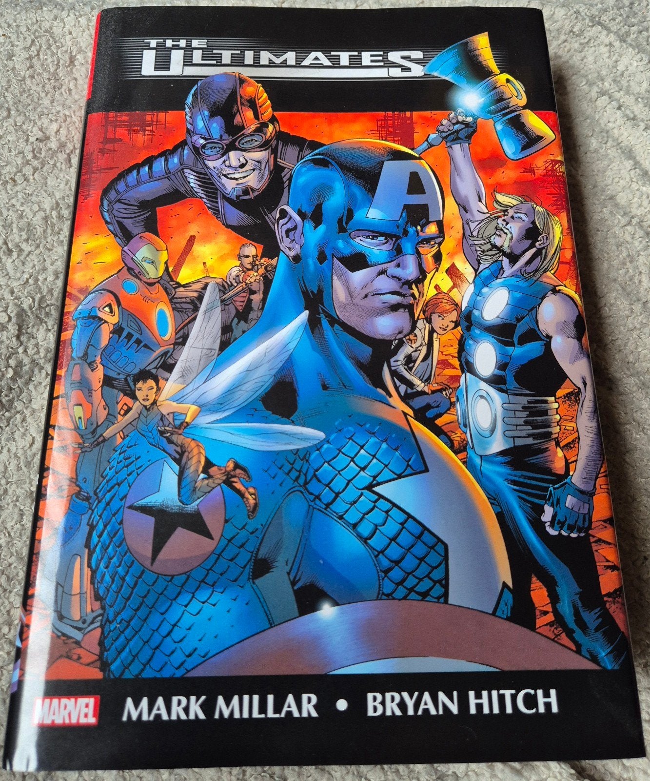 Marvel Omnibus: The Ultimates, Boeken, Amerika, Complete serie of reeks, Ophalen of Verzenden, Zo goed als nieuw