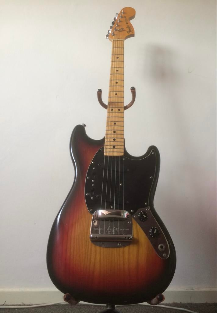 Fender Mustang Gitaar uit 1978, Ophalen, Zo goed als nieuw, Solid body, Fender