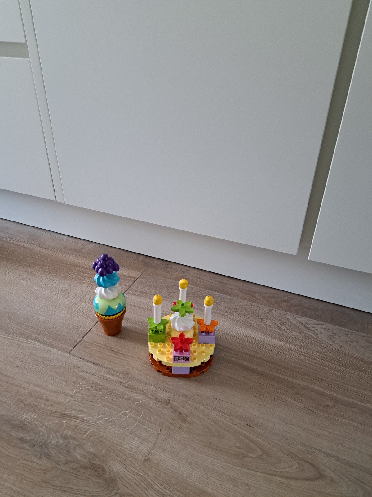 Duplo cake/taart speelgoed, Huis en Inrichting, Ophalen of Verzenden