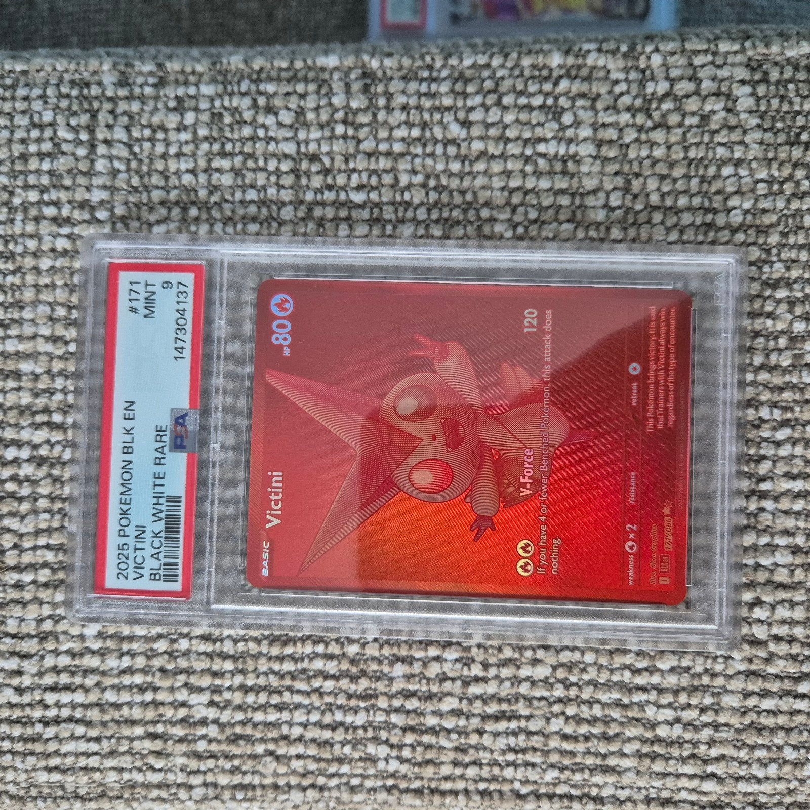 Victini Red #171 PSA 9 Pokemon Kaart - Black & White Rare, Ophalen of Verzenden