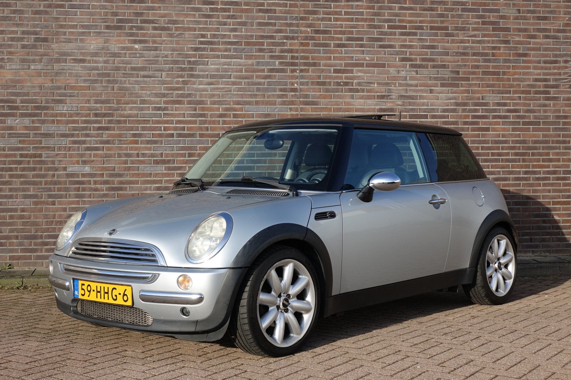 MINI Mini 1.6 Cooper Chili, prachtige auto! Panoramadak, led, Auto's, Mini, Voorwielaandrijving, 15 km/l, Gebruikt, 4 cilinders