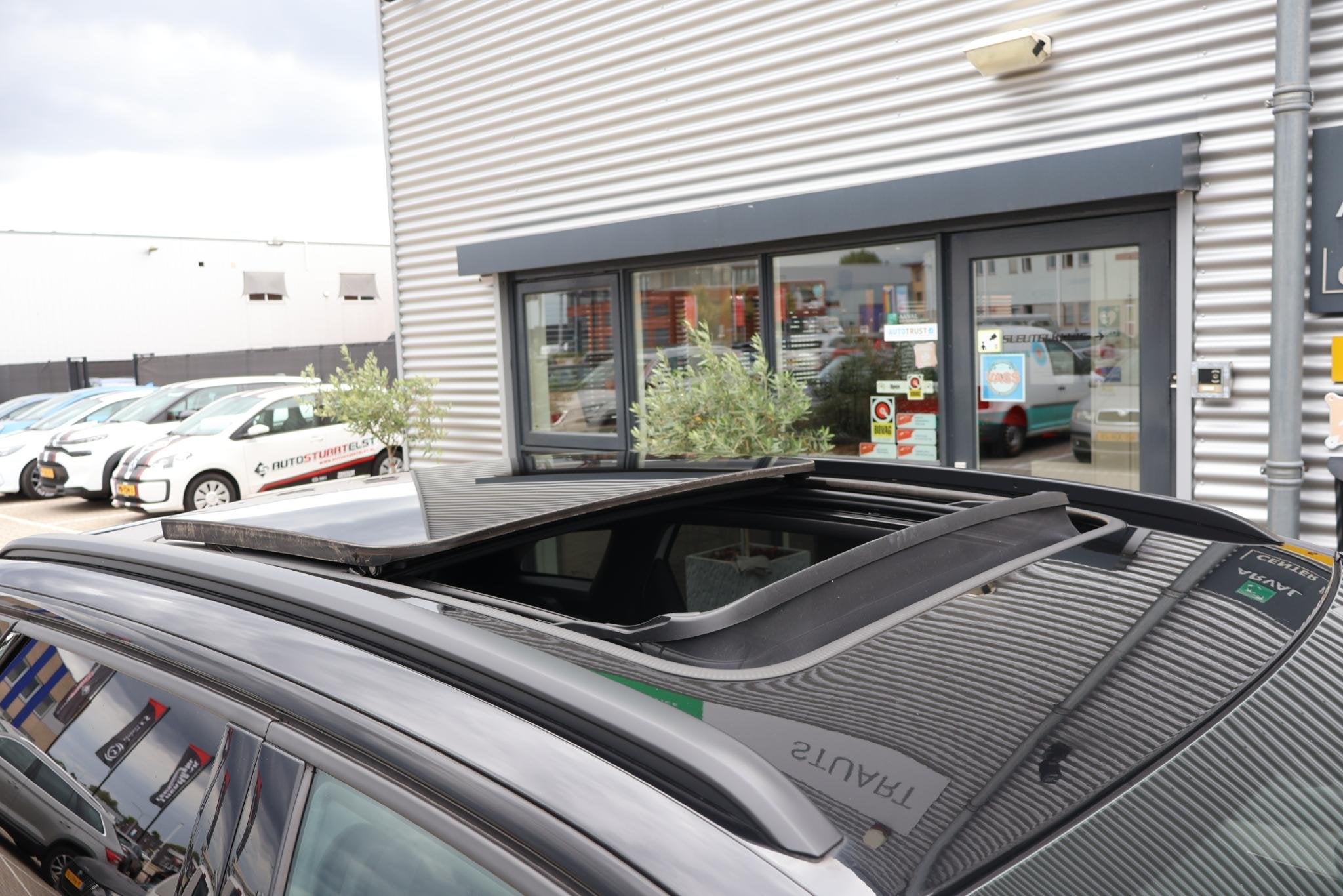 Peugeot 3008 1.6 HYbrid 225 GT Business 1e Eigenaar | Volled, Auto's, Euro 6, Bedrijf, Grijs, Hybride Elektrisch/Benzine