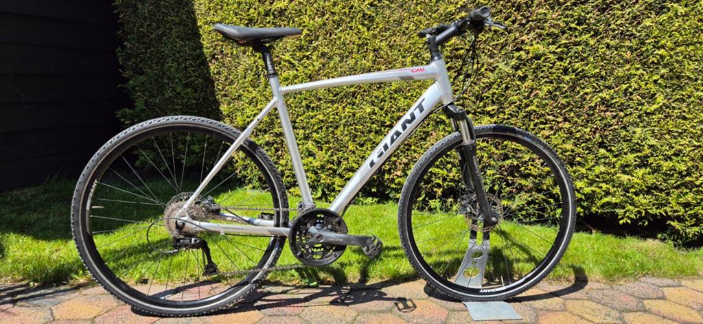Giant Roam, nieuwe cassette en met hydraulische remmen, Fietsen en Brommers, Fietsen | Mountainbikes en ATB, Ophalen, 57 cm of meer
