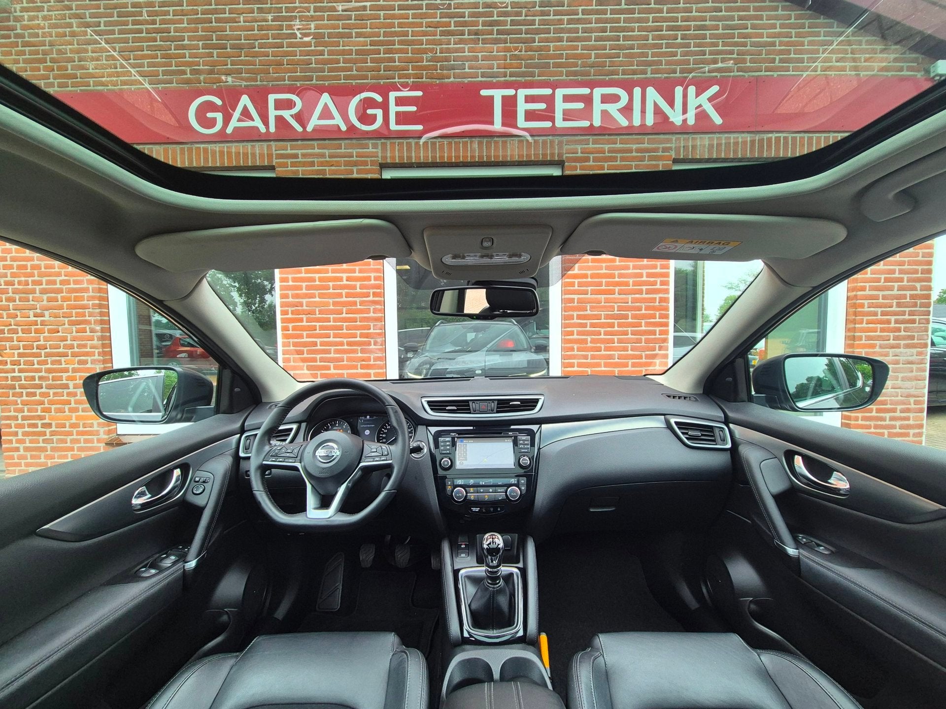 Nissan Qashqai 1.6 Tekna + 163PK 5drs clima, cruise, navi, p, Auto's, Voorwielaandrijving, 1618 cc, Gebruikt, Euro 6