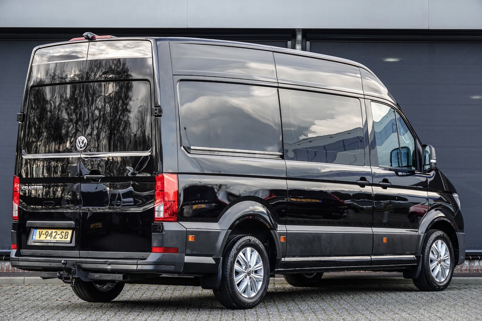 Volkswagen Crafter L3H2 | 2.0Tdi 140Pk Aut. | 35 | Dubbele C, Stof, Gebruikt, 4 cilinders, Volkswagen