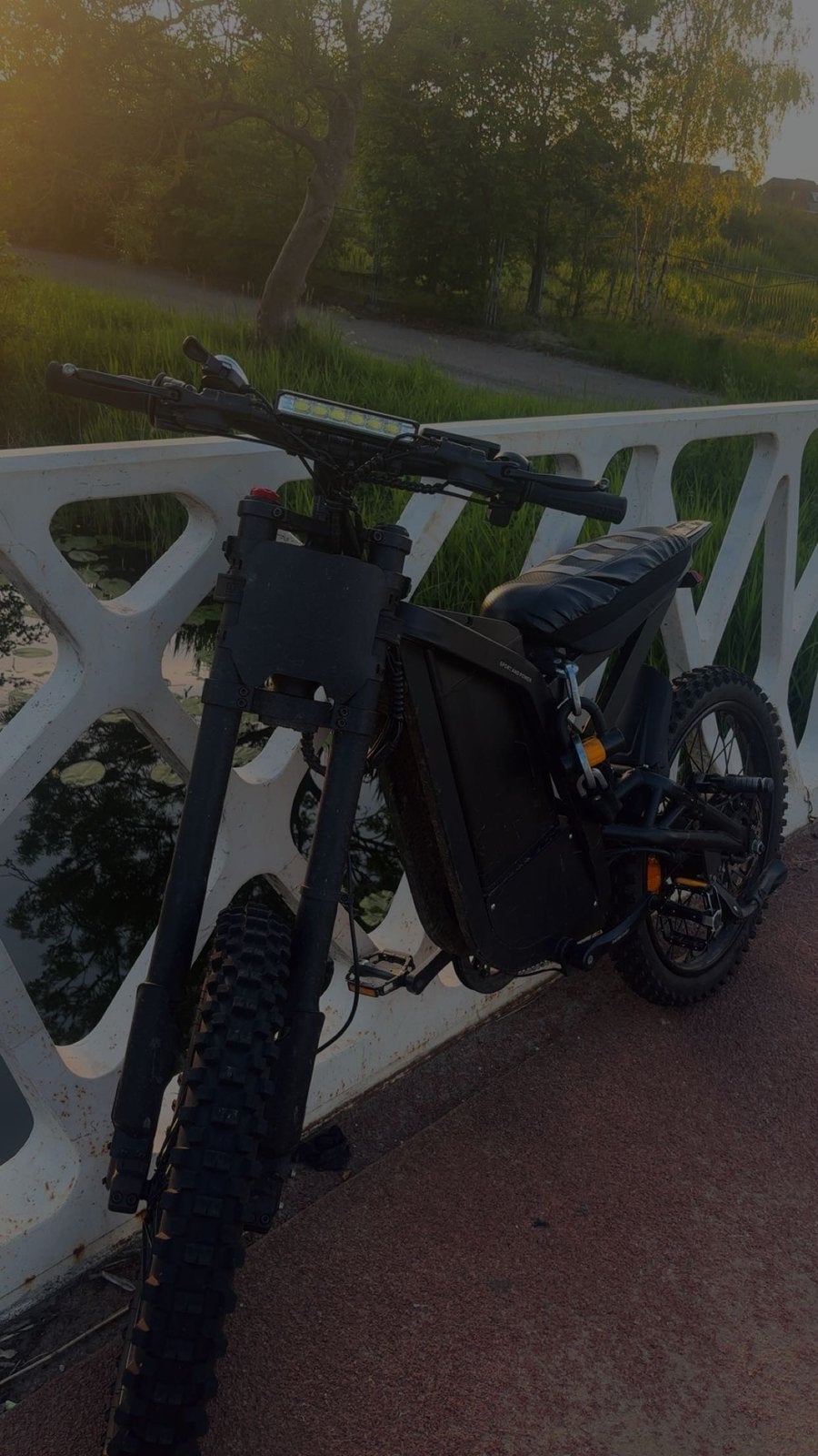 Custom Ouxi gt2000 teruil voor zip 4takt, Fietsen en Brommers, Fietsen | Crossfietsen en BMX, Ophalen, Zo goed als nieuw, Aluminium