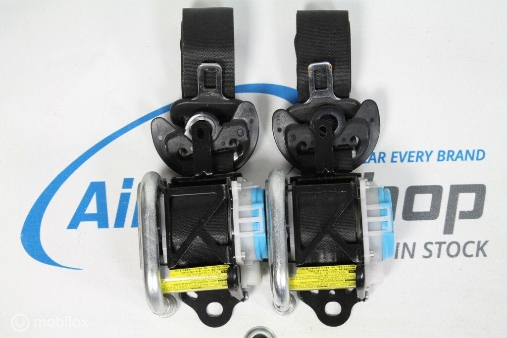 2 x Gordels Toyota Yaris facelift (2014-heden), Gebruikt, Ophalen of Verzenden