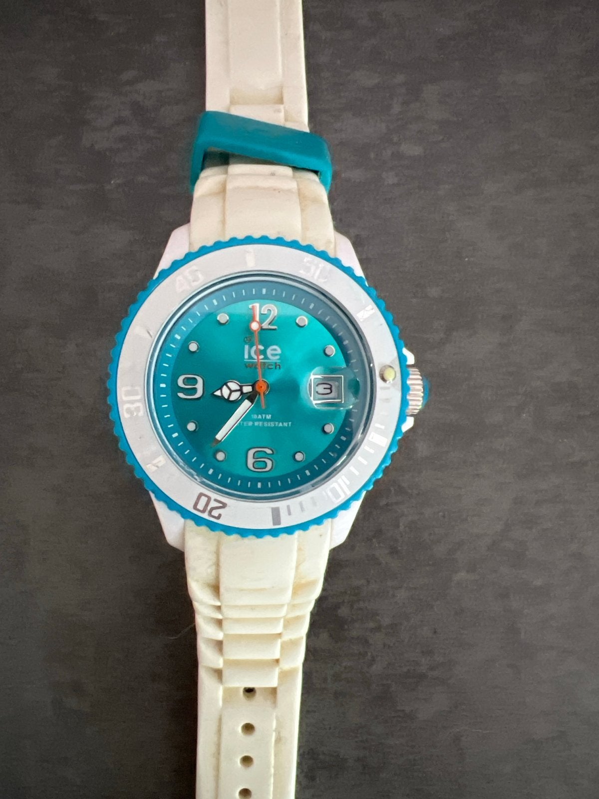 Ice-Watch Polshorloge - Wit met turquoise accenten, Kunststof, Gebruikt, Polshorloge, Ophalen
