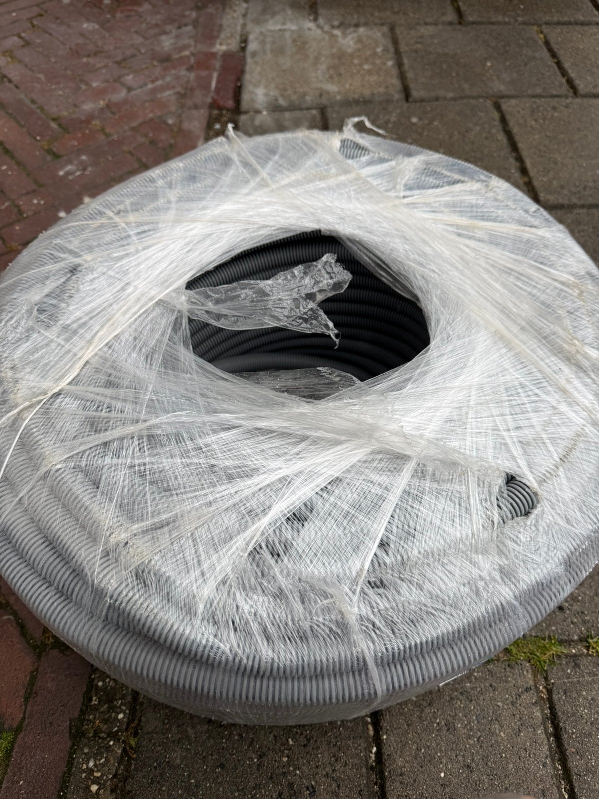 Voorbedrade buis 5x2.5 20 mm buis preflex nieuw, Ophalen of Verzenden, Zo goed als nieuw, Kabel of Snoer