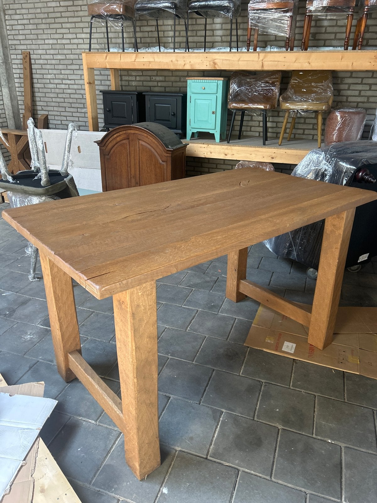 Robuuste eikenhouten bartafel- nieuw/showroom model, Ophalen, Gebruikt, Eikenhout, 50 tot 100 cm