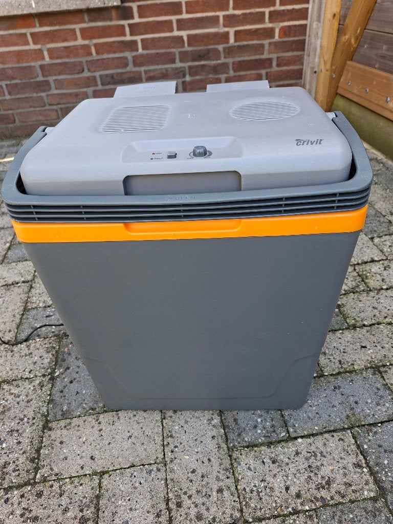 Koelbox 220/12 volt, Caravans en Kamperen, Ophalen of Verzenden, Gebruikt, Koelbox, Elektrisch