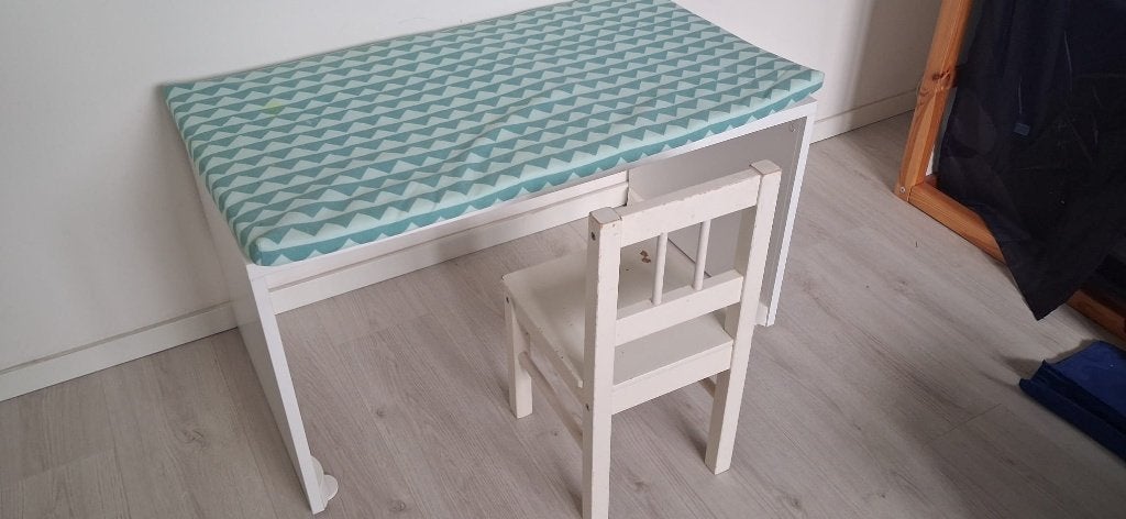 Ikea Stuva bank / Smastad bureau kind, Ophalen, Zo goed als nieuw, Tafel(s)