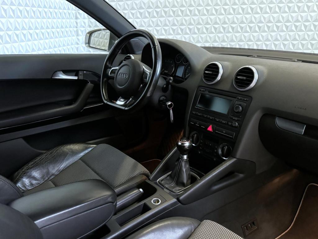 Audi A3 2.0 TFSI S3 quattro Ambition Pro Line 216000km(2007), Auto's, Gebruikt, Zwart, 4 cilinders, 1984 cc