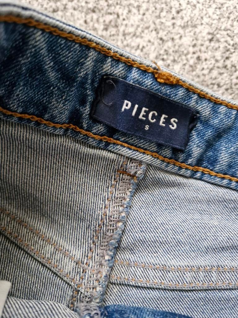 Pieces denim short / bermuda, Kort, Blauw, Ophalen of Verzenden, Maat 36 (S)
