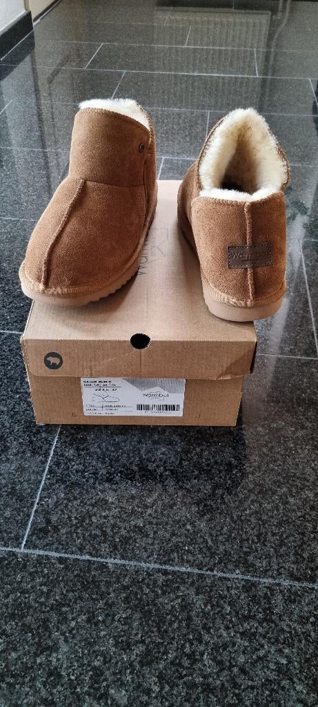 Warmbat sloffen, Kleding | Dames, Schoenen, Bruin, Nieuw, Ophalen of Verzenden, Pantoffels of Sloffen