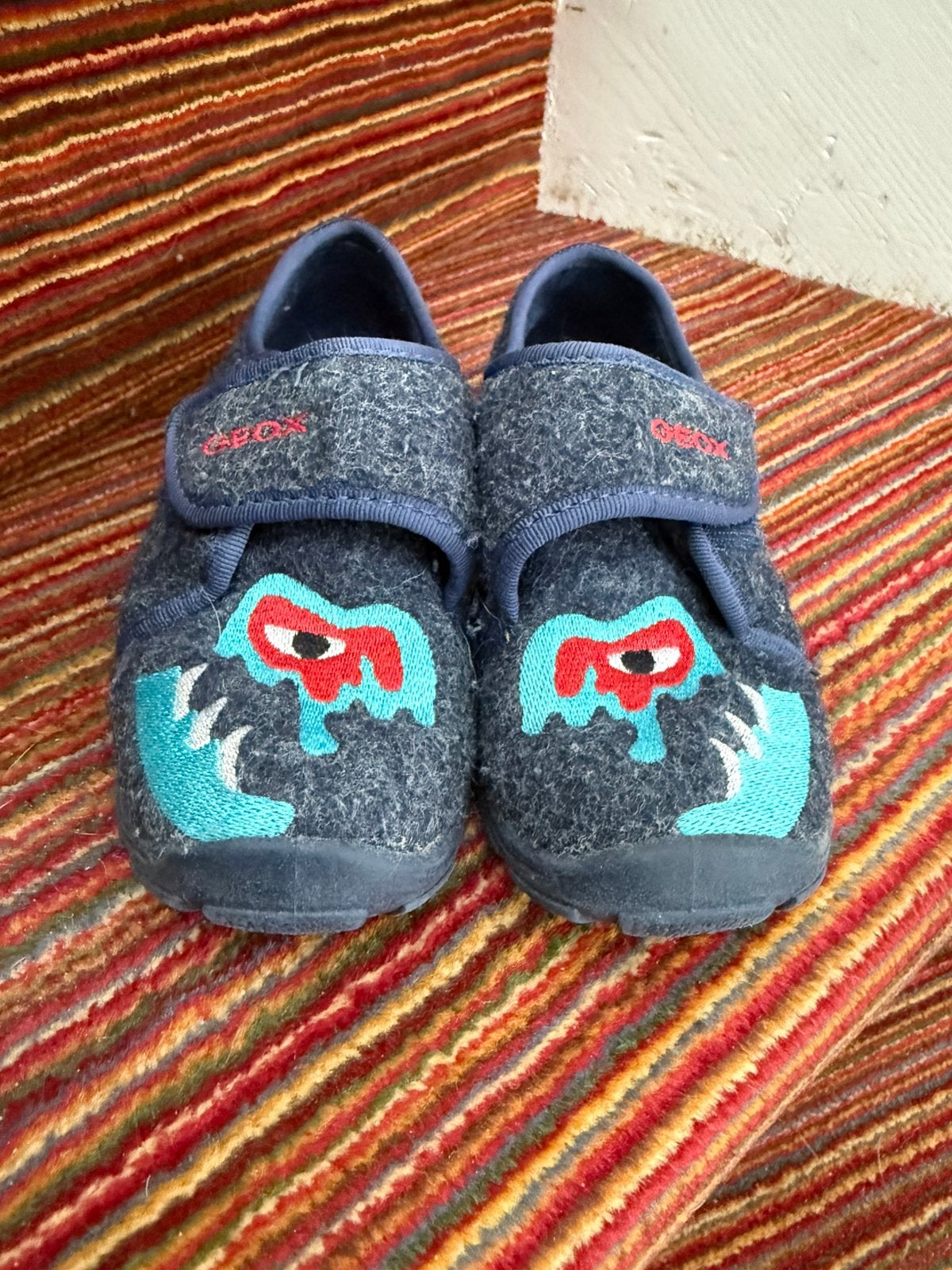 Geox slippers maat 27, Ophalen of Verzenden, Zo goed als nieuw, Overige typen