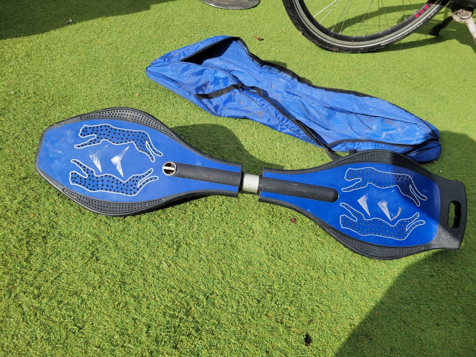skate board sling board €5,- ophale met hoesn, Ophalen